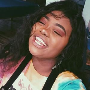 Meet your Posher, Shakyiah